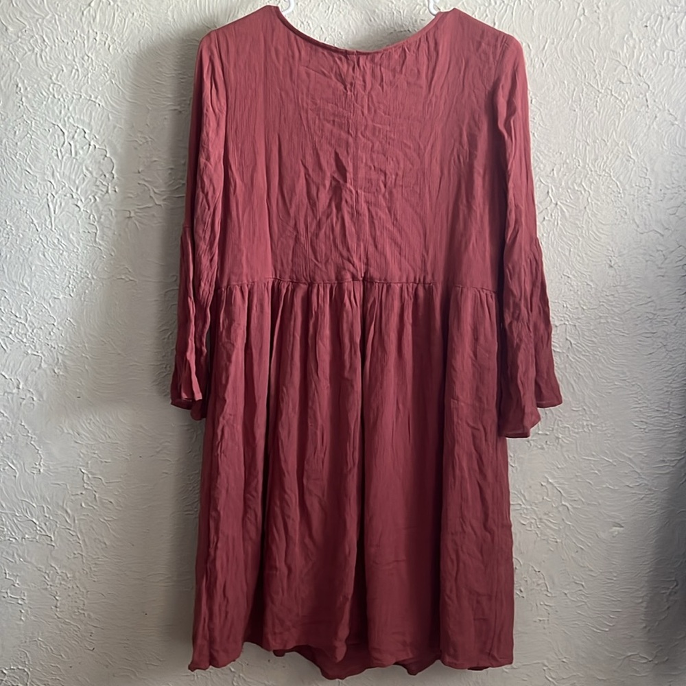 Lauren Conrad Maternity Shirred Shift Dress - Picture 3 of 4